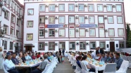 Bakü Türk Okullarından mahalle halkına iftar