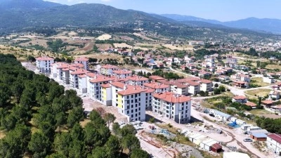 Balıkesir'deki depremlerin ardından 305 konut ve 1 iş yeri, yarın hak sahiplerine teslim edilec