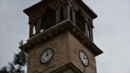 Balıkesir'in asırlık saat kulesinde 'tik tak'lar 17 yıldır ona emanet