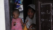 Bangladeş Arakanlı Müslümanlar için Kovid-19 aşı uygulamalarına başladı