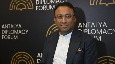 Bangladeş Başbakanı'nın Danışmanı Kabir'den Orta Doğu'daki gerilime karşı diplomasi v