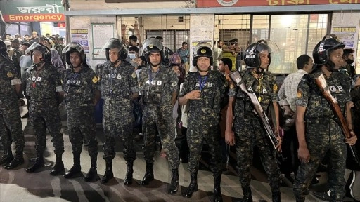 Bangladeş'in başkenti Dakka'da çok sayıda patlama meydana geldi