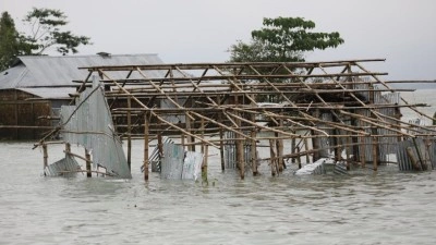 Bangladeş'te sel ve heyelanlarda 44 kişi hayatını kaybetti