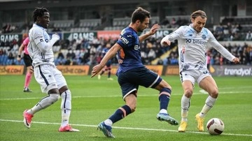Başakşehir - Adana Demirspor maçında gol sesi çıkmadı