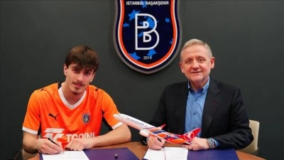 Başakşehir, G&uuml;rc&uuml; sol bek Saba Kharebashvili'yi transfer etti