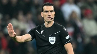 Başakşehir-Inter Turku ma&ccedil;ında İspanyol hakem Juan Martinez Munuera d&uuml;d&uuml;k &ccedil;alacak