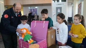 Başkentli çocuklar kumbaralarını depremzede akranlarına bağışladı