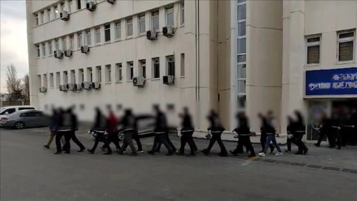 Başkentte çeşitli suçlardan aranan 105 kişi yakalandı