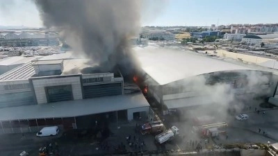 Başkentte market deposunda &ccedil;ıkan yangın s&ouml;nd&uuml;r&uuml;ld&uuml;