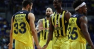  Basketbol Süper Ligi: Fenerbahçe: 95 - Darüşşafaka: 81