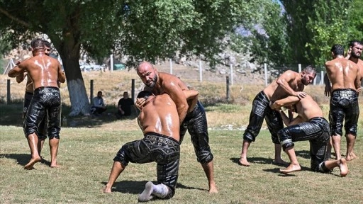 Başpehlivan Orhan Okulu'nun hedefi Kırkpınar'da altın kemer kazanmak