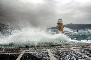 Batı Karadeniz, Marmara ve Kuzey Ege için fırtına uyarısı