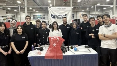 Baykar Fen Lisesi &ouml;ğrencileri ABD'de d&uuml;zenlenen robotik yarışmasında &ccedil;eyrek finale y&uuml;kseldi