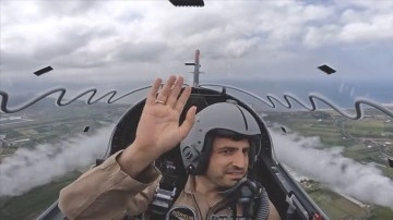 Baykar Teknoloji Lideri Bayraktar'ın "Hürkuş" uçuşundaki kokpit görüntüleri yayınland