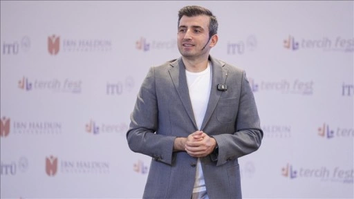 Baykar Yönetim Kurulu Başkanı Bayraktar, TercihFest 2025'te üniversite adaylarıyla buluştu