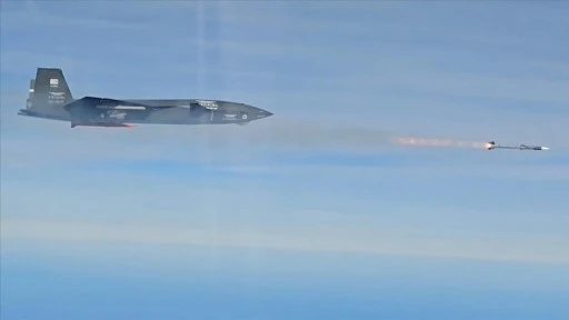 Bayraktar KIZILELMA hava-hava füzesiyle dünyada ilke imza attı