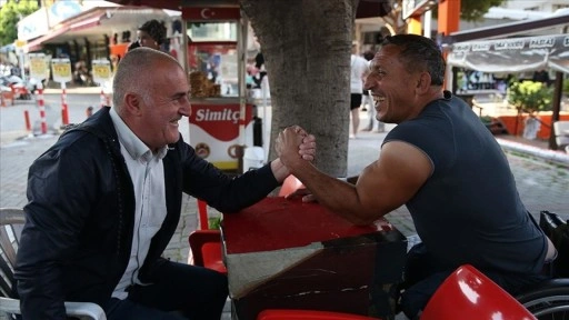 Bedensel engelli milli bilek güreşçi Ferhat Kurtoğlu'nun hedefi dünya şampiyonluğu