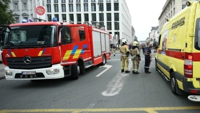 Bel&ccedil;ika'da bir apartmanda &ccedil;ıkan yangında en az 6 kişi hayatını kaybetti