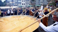 Belçika'da dev omlet geleneği bozulmadı