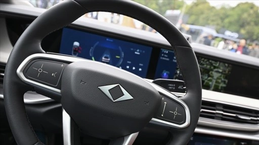 Benzinli ve dizel otomobil satışları düşerken, elektrikliyle hibritte yükseliş sürüyor
