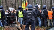 Berlin'de PYD/PKK yandaşlarına polis müdahalesi