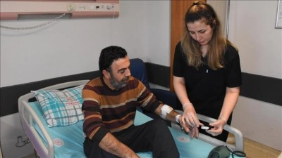 Beş yıldır s&uuml;ren karın ağrısının nedeni ince bağırsağındaki t&uuml;m&ouml;r &ccedil;ıktı