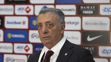 Beşiktaş Başkanı Ahmet Nur Çebi'den "istifa" tezahüratlarına yanıt