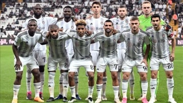 Beşiktaş, Dinamo Kiev maçları için UEFA'ya kadro bildiriminde bulundu