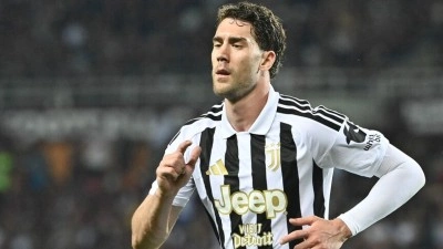 Beşiktaş, Dusan Vlahovic'in transferi i&ccedil;in g&ouml;r&uuml;şmelere başlandığını a&ccedil;ıkladı