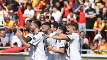 Beşiktaş, Göztepe'yi deplasmanda 2-0 mağlup etti