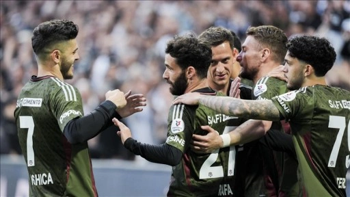 Beşiktaş, konuk ettiği Adana Demirspor'u yendi