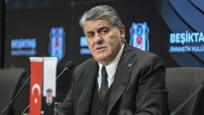 Beşiktaş Kul&uuml;b&uuml; Başkanı Serdal Adalı, Trossard'ın transferi i&ccedil;in yarın Hollanda'ya gidecek