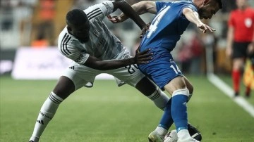 Beşiktaşlı futbolcu Arthur Masuaku'nun kırmızı kart cezası 1 maça indirildi