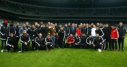 Beşiktaşlı futbolcular Vodafone Arena’yı gezdi