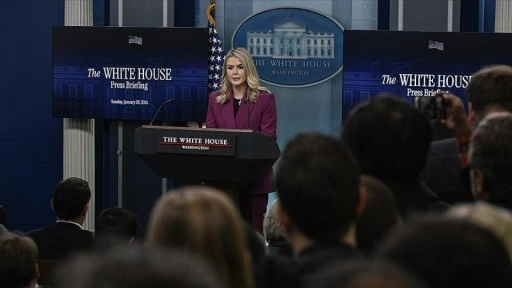 Beyaz Saray, Trump'ın tarifeleri 90 gün durdurmayı değerlendirdiğine dair haberleri yalanladı