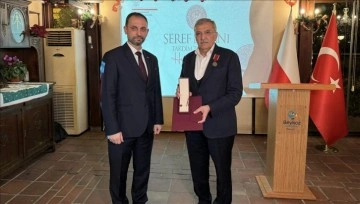 Beykoz Belediye Başkanı Aydın'a, Polonya "Bene Merito" şeref nişanı verildi