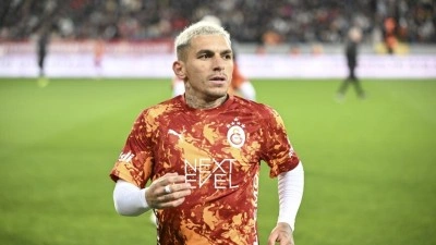 Beyoğlu'nda Galatasaraylı futbolcu Lucas Torreira darbedildi