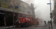 Beyoğlu&#39;nda yangın paniği