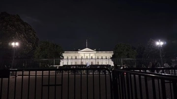 Biden yönetimi çalışanları, Beyaz Saray önünde Gazze'de acil ateşkes çağrısında bulundu