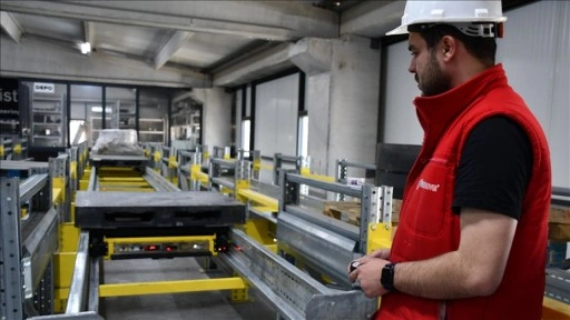 Bilecik'te üretilen yapay zeka kontrollü raflar 85 ülkeye ihraç ediliyor