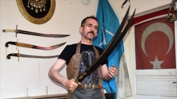 Bilecikli kılıç ustası 'Zülfikar'ın replikasını yaptı