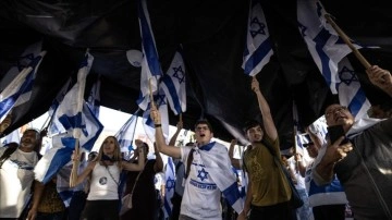 Binlerce İsrailli Kudüs'te tartışmalı yargı reformuna destek gösterisi düzenledi