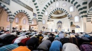 Binlerce Müslüman Amerika Diyanet Merkezinde buluştu