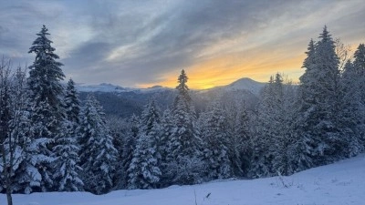 Bir&ccedil;ok ilde nisanda kar etkisini s&uuml;rd&uuml;r&uuml;yor