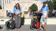 Bisikletle Asya turuna çıkan Alman sağlıkçı çift, Konya&#039;da mola verdi
