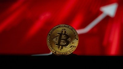 Bitcoin artan jeopolitik risklerle yeniden 74 bin doların altına geriledi