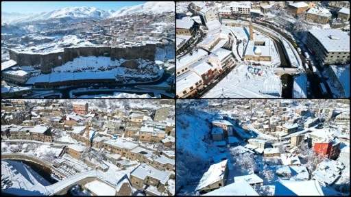 Bitlis'te tarihi yapılar karla kaplandı