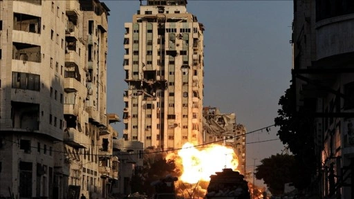 BM, İsrail'in Gazze'de ağır bombardımana devam ettiğini bildirdi