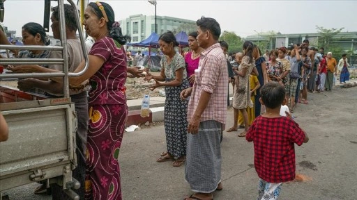 BM: Myanmar'daki insanların gıda, su, barınak, barış ve korumaya ihtiyacı var