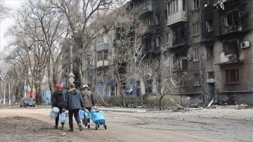 BM: Ukrayna'da her 6 kişiden biri ülke içinde yerinden edildi
